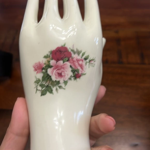 Formality by Baum Bros Porcelain Ring Holder – 9” Vintage Floral Hand Stand - Picture 5 of 7